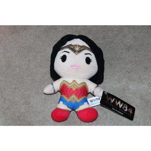 NEW WW84 Wonder Woman Collectible